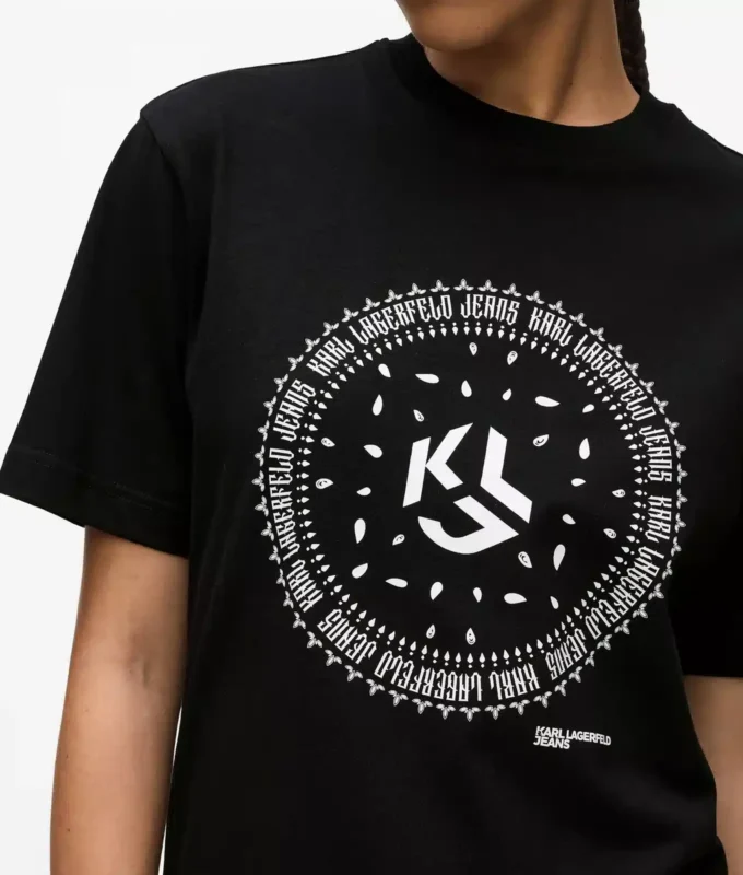 Bandana logolu tişört Bandana logolu tişört