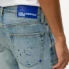 Boya sıçramalı dar kesim kot pantolon Boya sıçramalı dar kesim kot pantolon