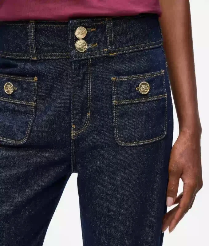 Düğme detaylı düz kesim kot pantolon Düğme detaylı düz kesim kot pantolon