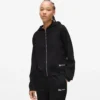Fermuarlı kapüşonlu sweatshirt Fermuarlı kapüşonlu sweatshirt