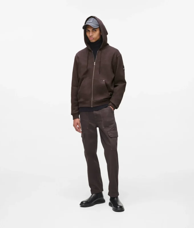 Fermuarlı kapüşonlu sweatshirt Fermuarlı kapüşonlu sweatshirt