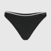 Fistolu bikini alt Fistolu bikini alt