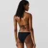 Fistolu bikini alt Fistolu bikini alt