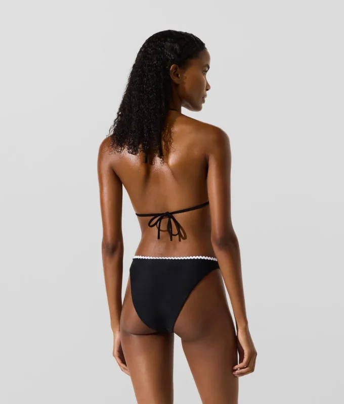 Fistolu bikini alt Fistolu bikini alt
