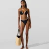 Fistolu bikini alt Fistolu bikini alt