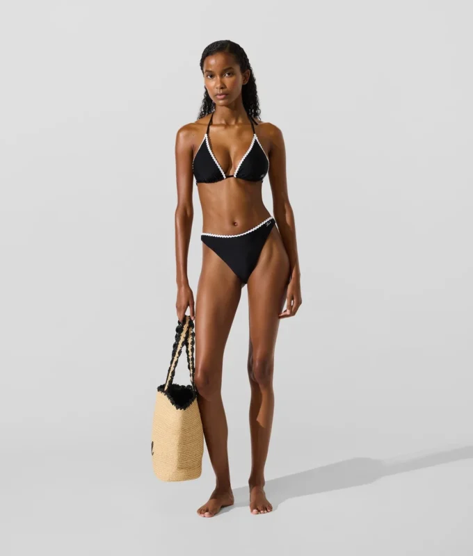 Fistolu bikini alt Fistolu bikini alt
