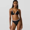 Fistolu üçgen bikini üstü Fistolu üçgen bikini üstü