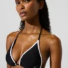 Fistolu üçgen bikini üstü Fistolu üçgen bikini üstü