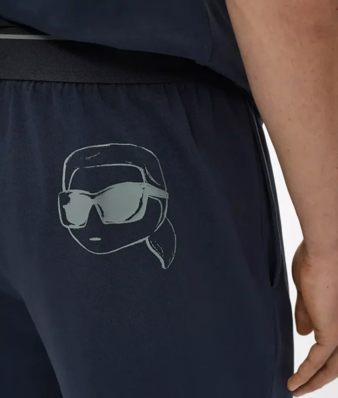 Ikon pijama takımı