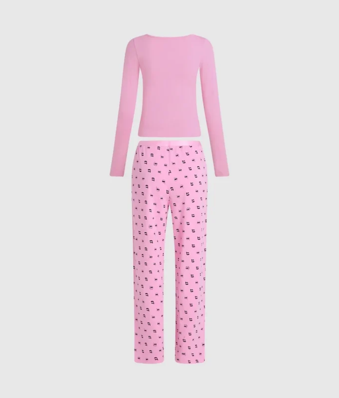 Ikon pijama takımı Ikon pijama takımı