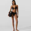 Ikon yapay elmas bikini üstü Ikon yapay elmas bikini üstü