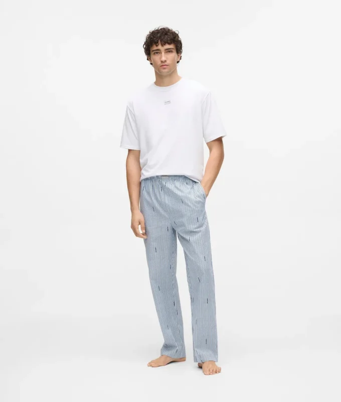 Çizgili pijama takımı Çizgili pijama takımı