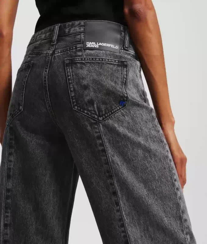 İKİ RENKLİ ORTA BEL GEVŞEK JEAN İKİ RENKLİ ORTA BEL GEVŞEK JEAN