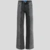 İKİ RENKLİ ORTA BEL GEVŞEK JEAN İKİ RENKLİ ORTA BEL GEVŞEK JEAN
