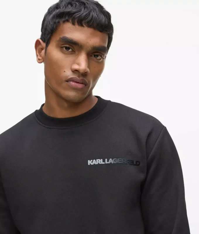 Kadife logolu bisiklet yaka sweatshirt Kadife logolu bisiklet yaka sweatshirt