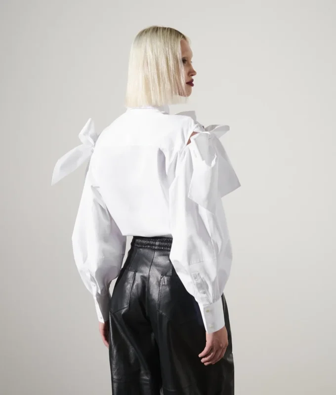 KARL STUDIO FİLİP DETAYLI GÖMLEK KARL STUDIO FİLİP DETAYLI GÖMLEK