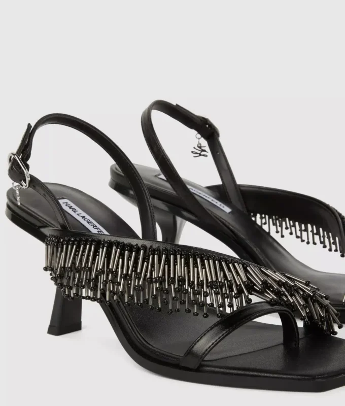 Karmel saçaklı topuklu slingback ayakkabı Karmel saçaklı topuklu slingback ayakkabı