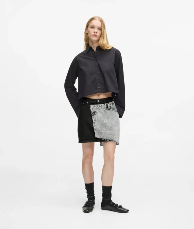 İki tonlu denim mini etek İki tonlu denim mini etek