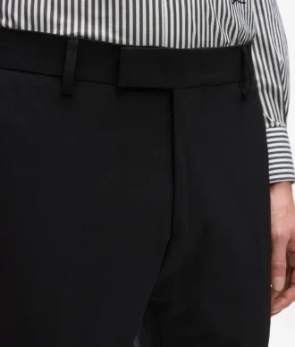 Klasik kesim pantolon
