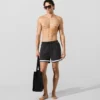Kontrast biyeli boardshort Kontrast biyeli boardshort
