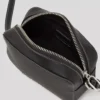 METAL LOGOLU FOTOĞRAF MAKİNESİ ÇANTASI METAL LOGOLU FOTOĞRAF MAKİNESİ ÇANTASI
