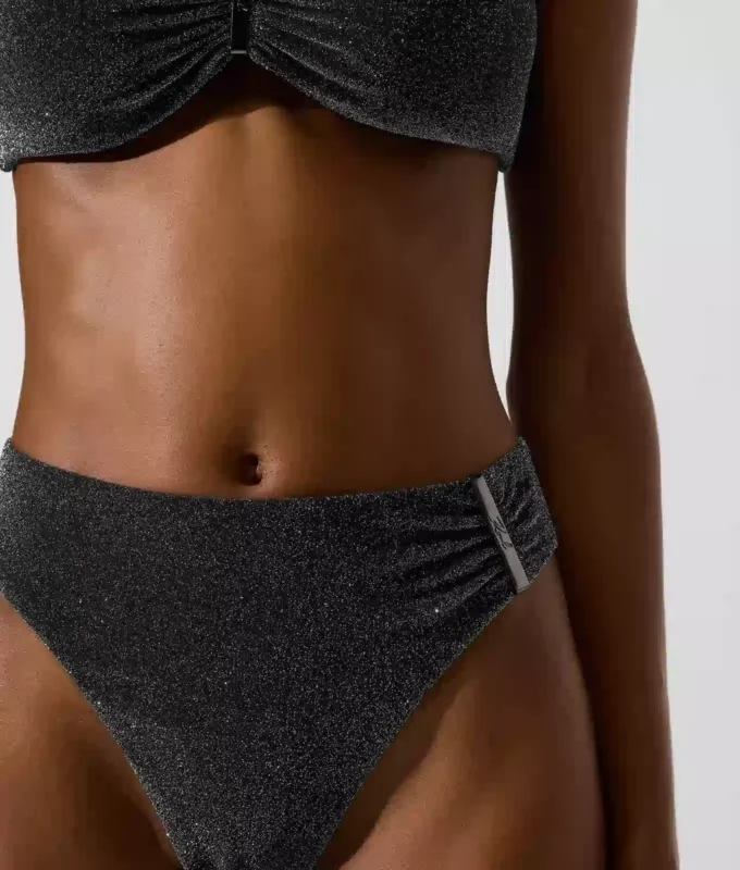 Metalik bikini altları Metalik bikini altları