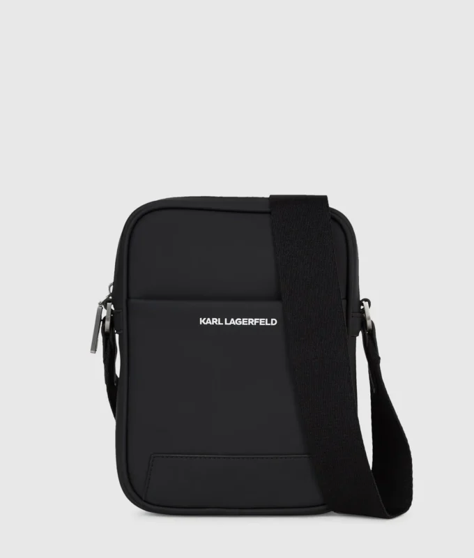 Minimalist logolu çapraz askılı çanta Minimalist logolu çapraz askılı çanta