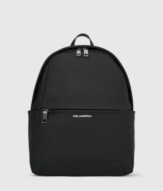 Minimalist logolu sırt çantası Minimalist logolu sırt çantası