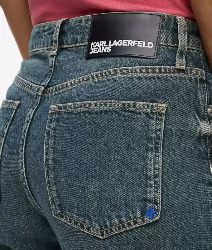 Mom jeans Mom jeans