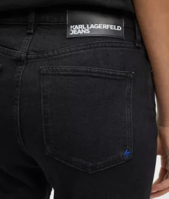 Mom jeans