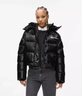 Parlak, kutu kesim puffer ceket