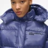Parlak, kutu kesim puffer ceket Parlak, kutu kesim puffer ceket