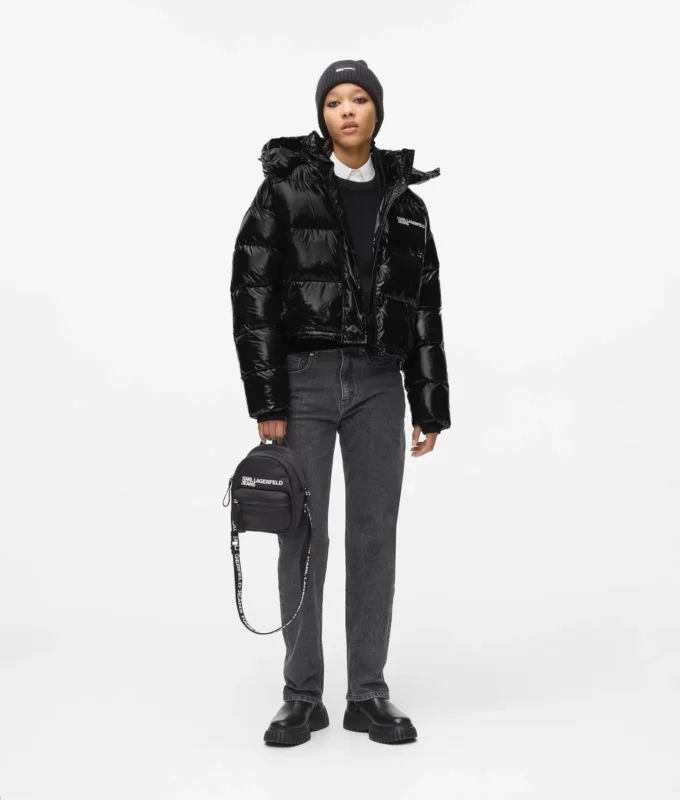 Parlak, kutu kesim puffer ceket Parlak, kutu kesim puffer ceket