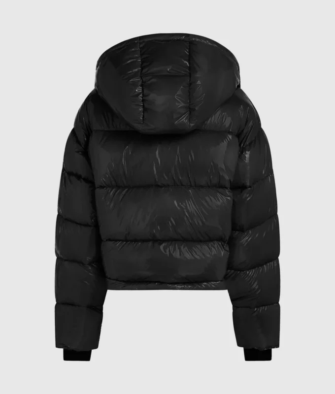 Parlak, kutu kesim puffer ceket Parlak, kutu kesim puffer ceket
