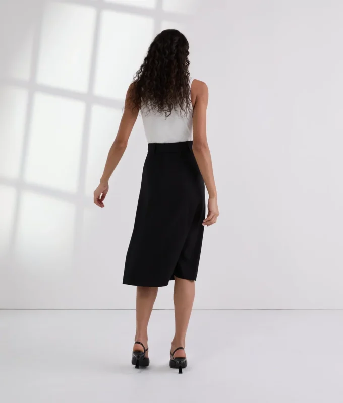 PLEAT DETAIL SKIRT PLEAT DETAIL SKIRT