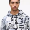 Rahat, tüm yüzeyi Monogram desenli kapüşonlu sweatshirt Rahat, tüm yüzeyi Monogram desenli kapüşonlu sweatshirt