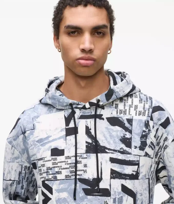 Rahat, tüm yüzeyi Monogram desenli kapüşonlu sweatshirt Rahat, tüm yüzeyi Monogram desenli kapüşonlu sweatshirt