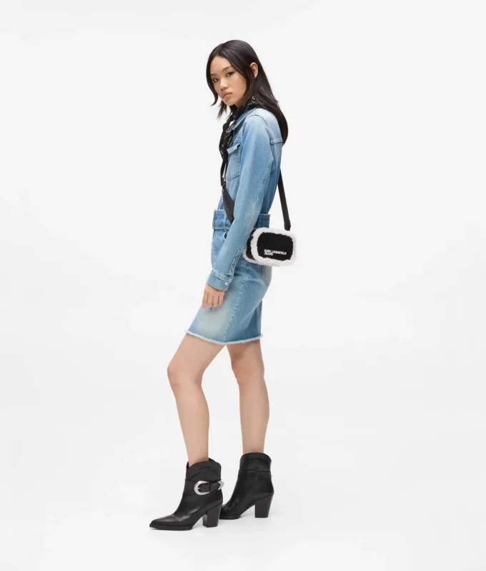 Shearling çapraz askılı kamera çantası Shearling çapraz askılı kamera çantası