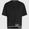 Signature etekli V yakalı tişört Signature etekli V yakalı tişört