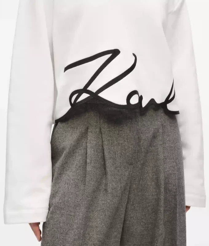 Signature hem hoodie Signature hem hoodie