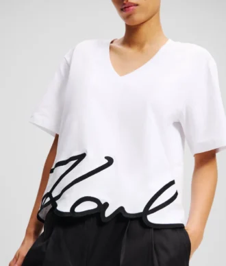 SIGNATURE V YAKALI TİŞÖRT