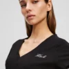 SIGNATURE V YAKALI TİŞÖRT SIGNATURE V YAKALI TİŞÖRT