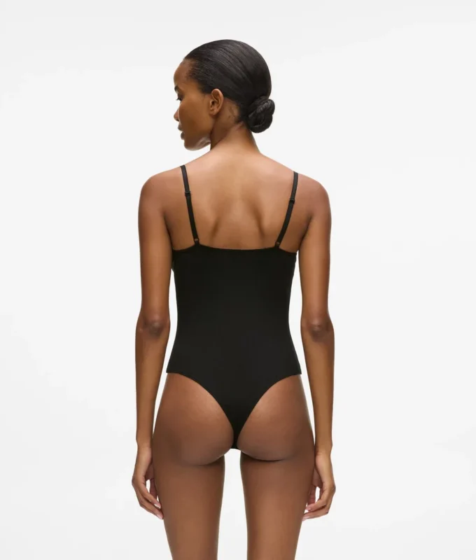 Signature yüksek bacak bodysuit Signature yüksek bacak bodysuit