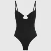 Signature yüksek bacak bodysuit Signature yüksek bacak bodysuit