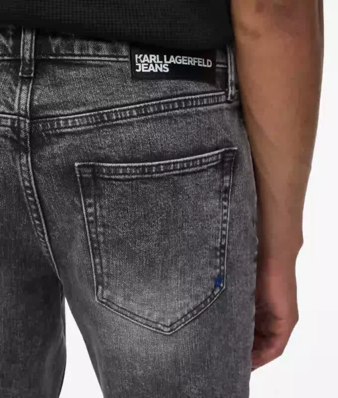 Slim jean Slim jean