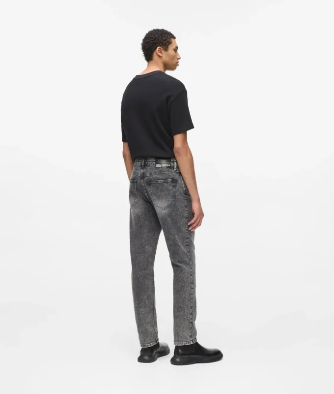 Slim jean Slim jean