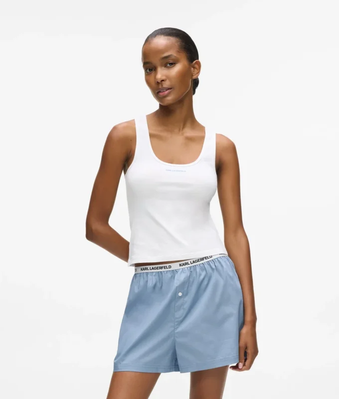 Tank top ve şortlu pijama takımı Tank top ve şortlu pijama takımı
