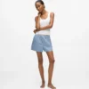 Tank top ve şortlu pijama takımı Tank top ve şortlu pijama takımı