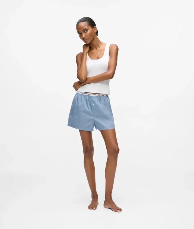 Tank top ve şortlu pijama takımı Tank top ve şortlu pijama takımı
