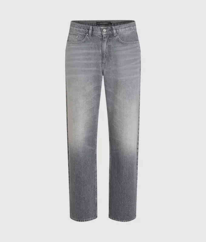 Yıkanmış düz kesim kot pantolon Yıkanmış düz kesim kot pantolon